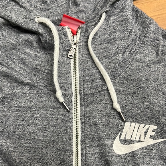 Nike Gray Tracksuit Set - Picture 6 of 7